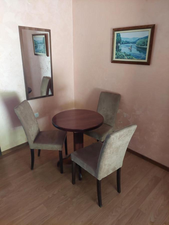 Apartmani Tarsko Jezero Zaovine Экстерьер фото